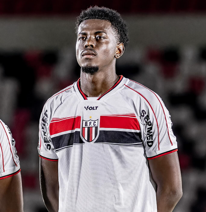 Kauã Vinicius da Silva Fonseca - Zagueiro Direito