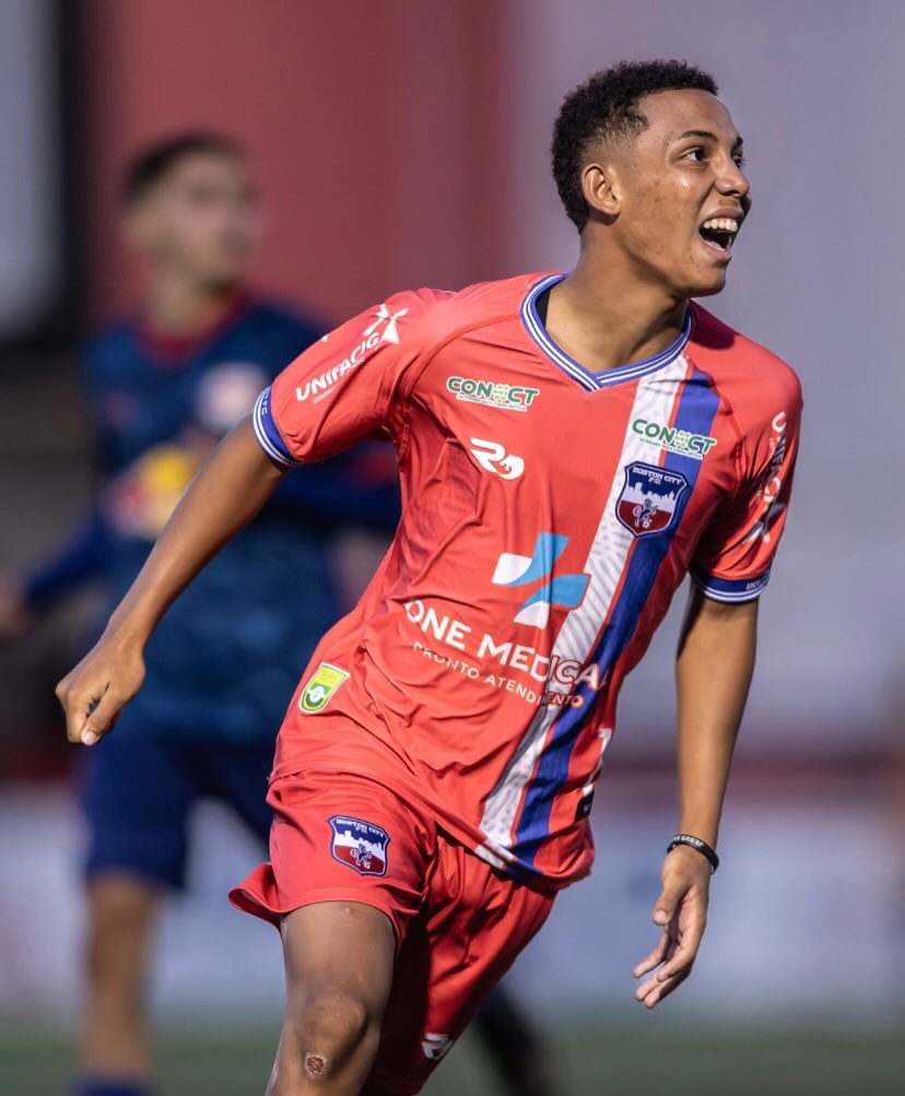 Aureliano Maximus Lima dos Santos