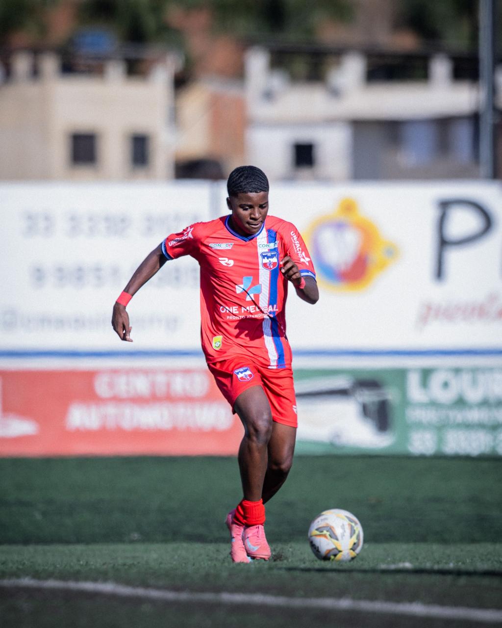 Kaike Ualri Araujo Dos Santos - Ala Direito