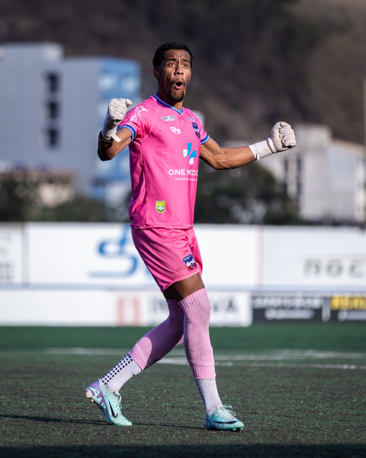 Vitor Luis de Assis Oliveira - Goleiro